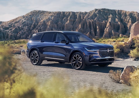 A 2024 Lincoln Nautilus® SUV is parked in a desert national park. | Parks Lincoln of Gainesville in Gainesville FL