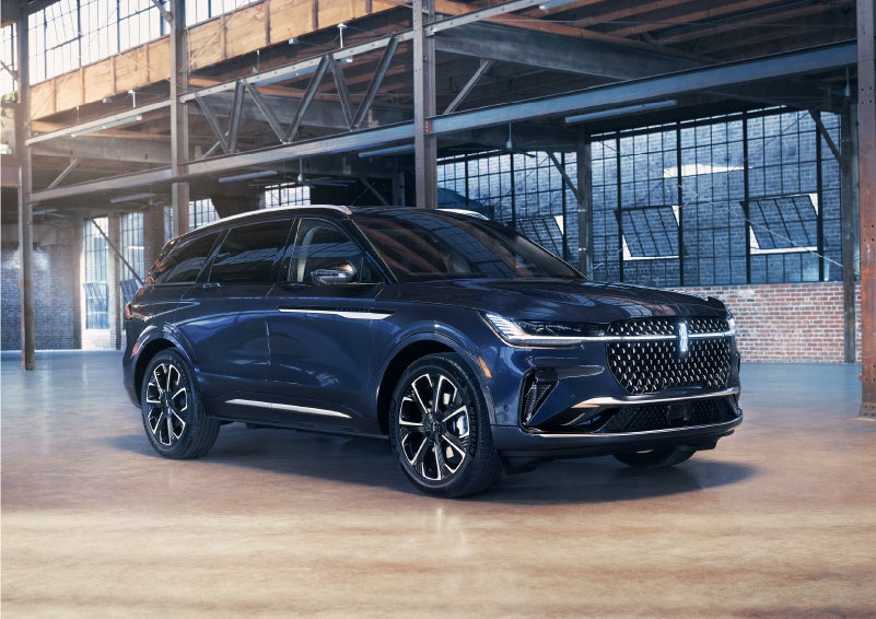 A 2024 Lincoln Nautilus® SUV is parked in an industrial space. | Parks Lincoln of Gainesville in Gainesville FL