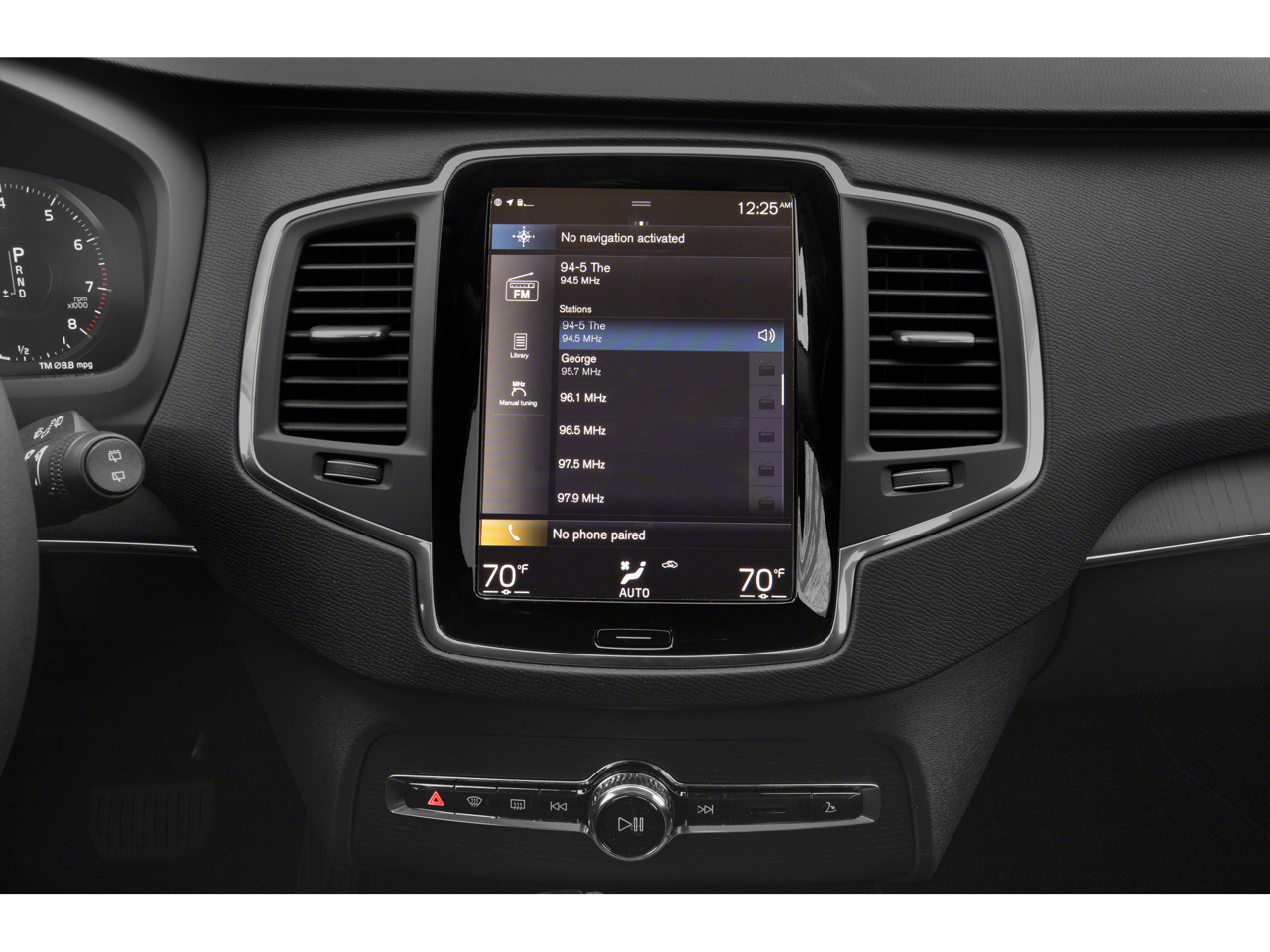 2021 Volvo XC90 T6 Momentum