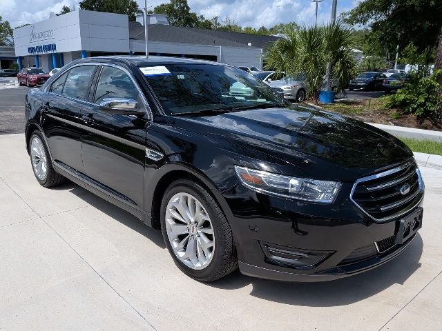 2017 Ford Taurus Limited