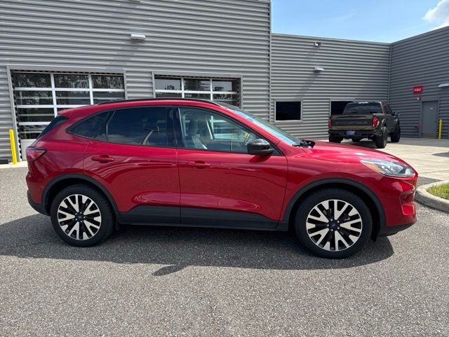 2020 Ford Escape Hybrid SE Sport