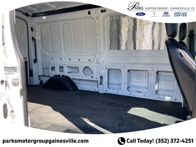 2022 Ford E-Transit-350 Base