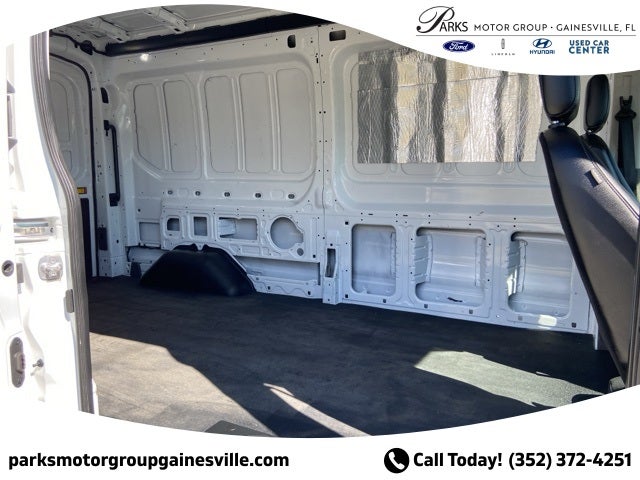 2022 Ford E-Transit-350 Base