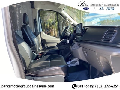 2022 Ford E-Transit-350 Base