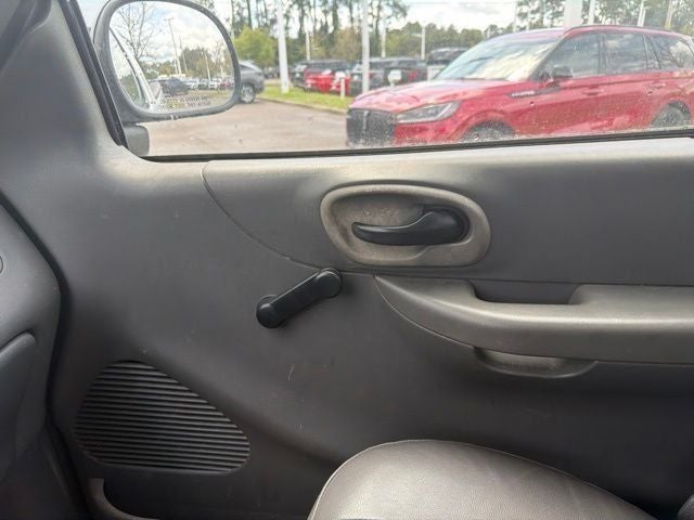 2003 Ford F-150 XL