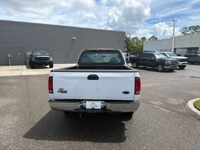 2003 Ford F-150 XL