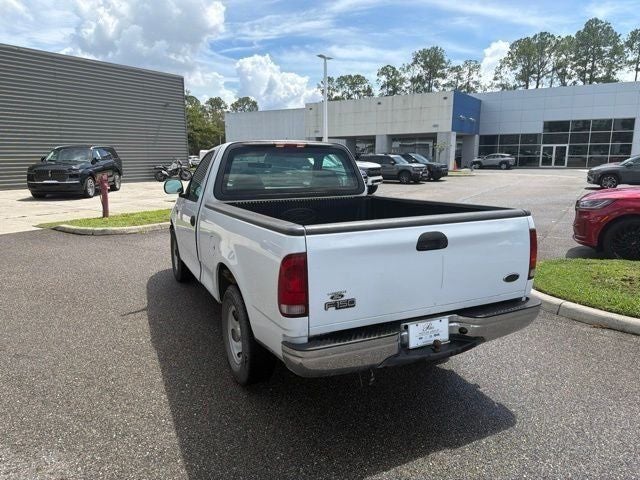 2003 Ford F-150 XL