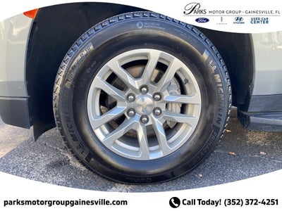 2024 Chevrolet Suburban LT