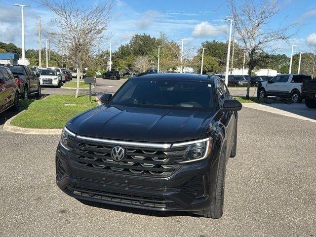 2024 Volkswagen Atlas Cross Sport 2.0T SEL R-Line