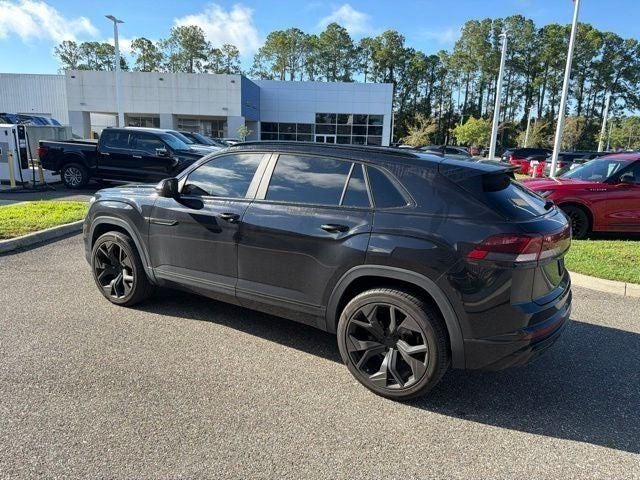 2024 Volkswagen Atlas Cross Sport 2.0T SEL R-Line
