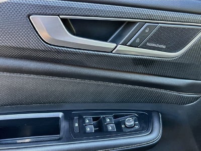 2026 Volkswagen Atlas Cross Sport SEL Premium R-Line