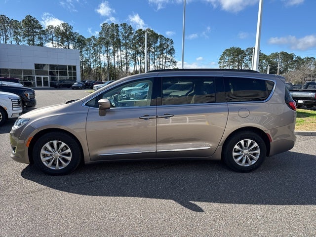 2017 Chrysler Pacifica Touring L