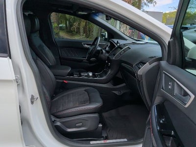 2020 Ford Edge ST Line