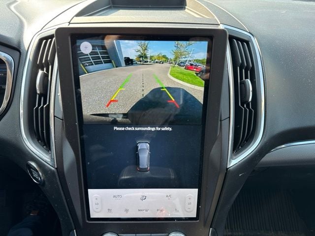 2021 Ford Edge Titanium