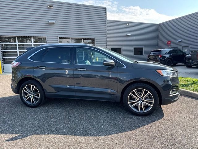 2021 Ford Edge Titanium