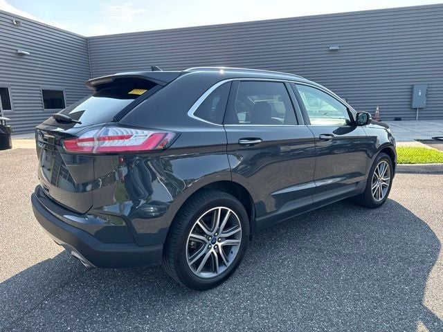2021 Ford Edge Titanium
