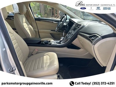 2013 Ford Fusion SE