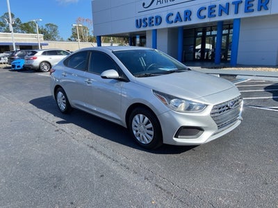 2019 Hyundai Accent SE