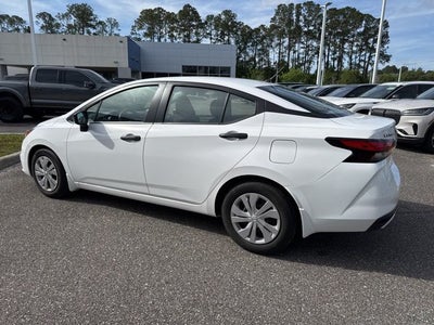 2022 Nissan Versa 1.6 S