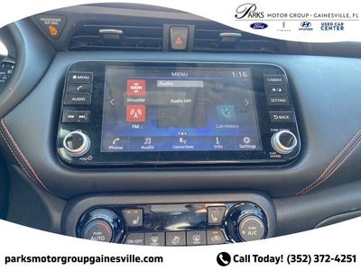 2021 Nissan Kicks SR