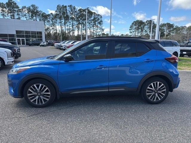 2021 Nissan Kicks SR