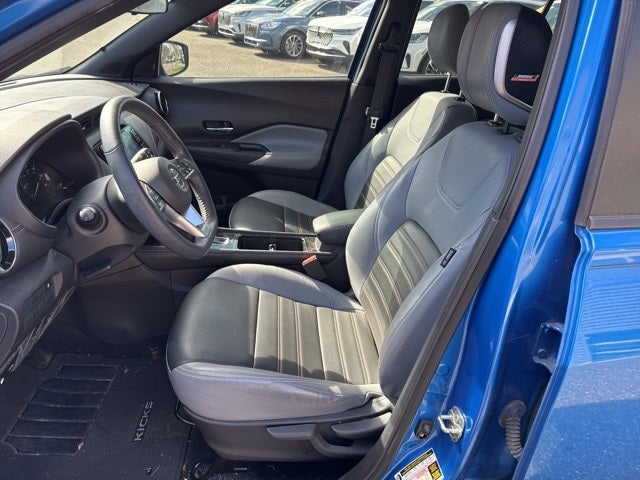 2021 Nissan Kicks SR