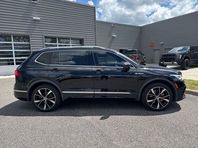 2022 Volkswagen Tiguan 2.0T SEL R-Line