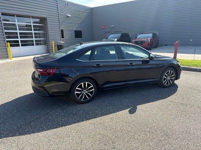 2025 Volkswagen Jetta 1.5T SE