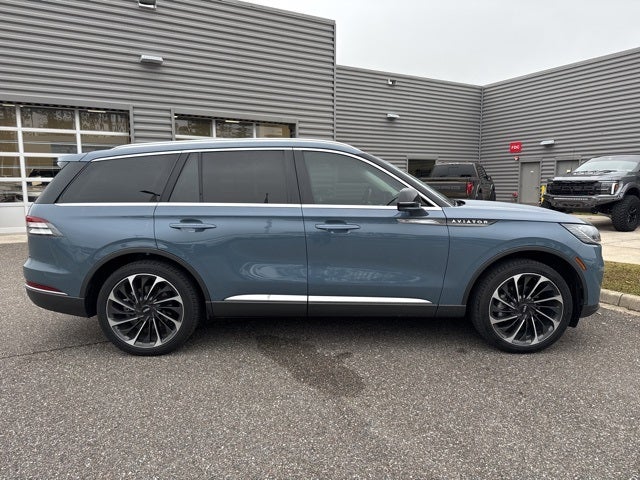 2025 Lincoln Aviator Reserve
