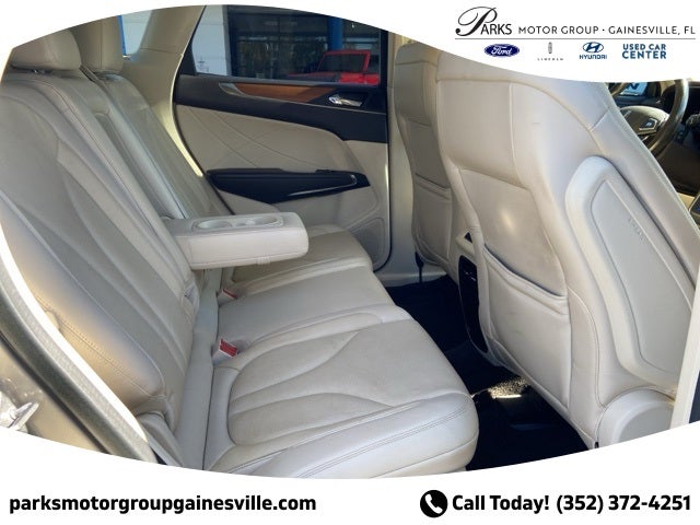 2015 Lincoln MKC Base