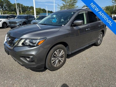 2019 Nissan Pathfinder SV