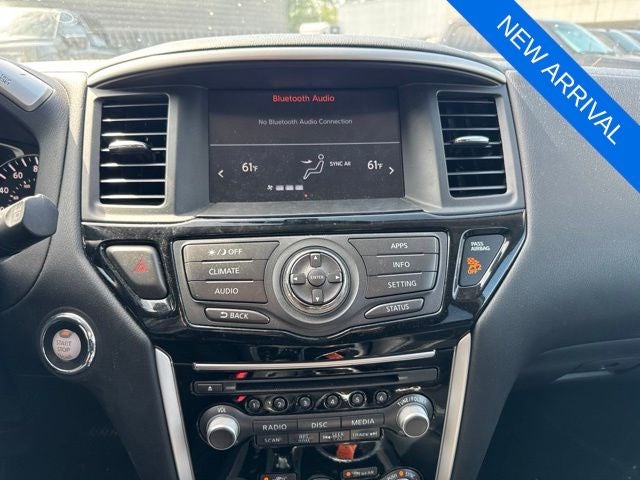 2019 Nissan Pathfinder SV