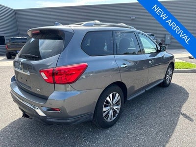 2019 Nissan Pathfinder SV