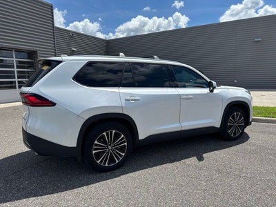 2024 Toyota Grand Highlander Hybrid MAX Platinum