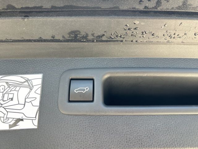 2022 Toyota Highlander Hybrid Platinum