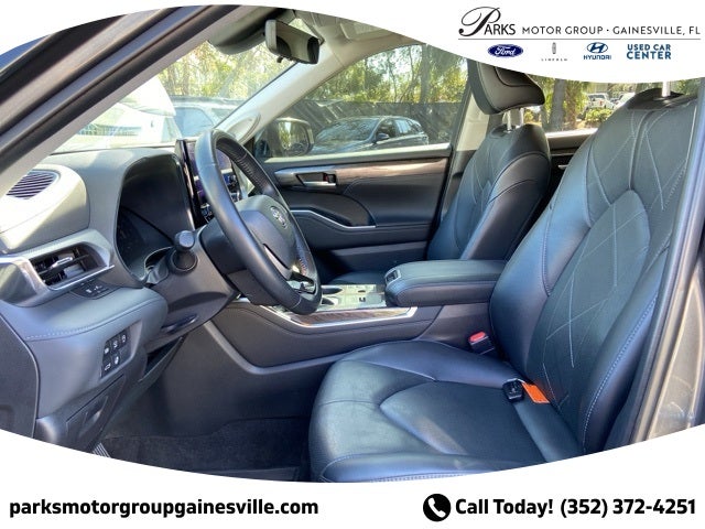 2023 Toyota Highlander Platinum