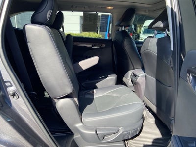 2023 Toyota Highlander Platinum