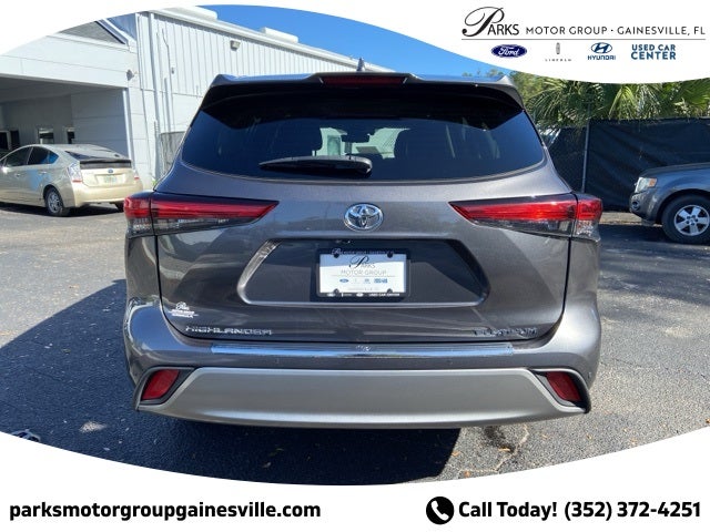 2023 Toyota Highlander Platinum