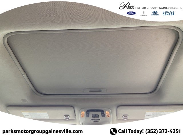 2024 Toyota Sienna XLE 8 Passenger