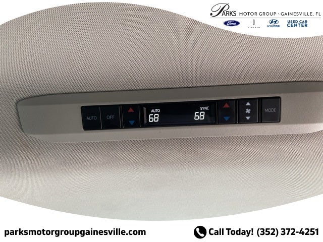 2024 Toyota Sienna XLE 8 Passenger