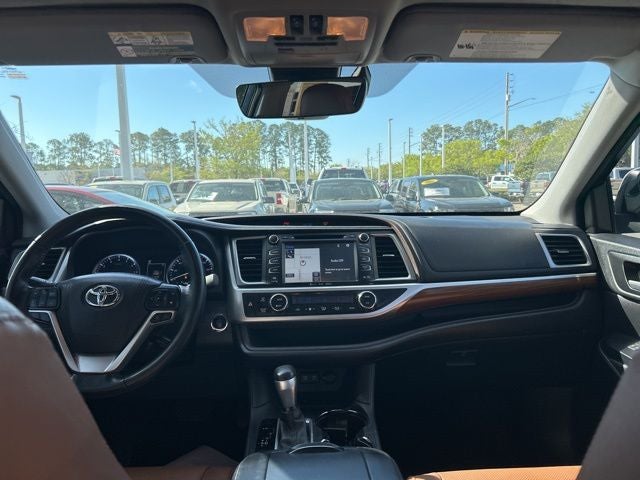 2017 Toyota Highlander Limited