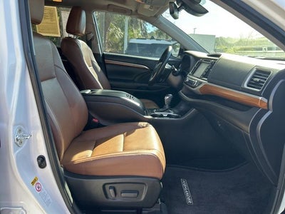 2017 Toyota Highlander Limited