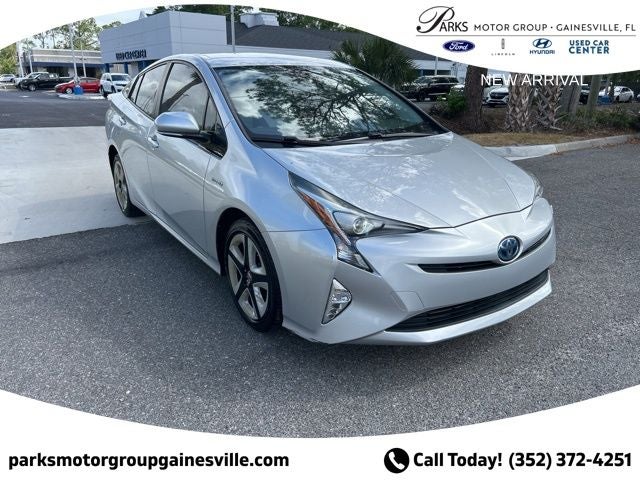 2016 Toyota Prius Four Touring