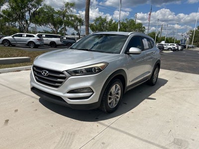 2016 Hyundai Tucson SE
