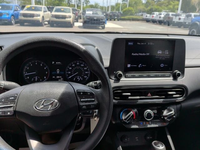 2022 Hyundai Kona SE
