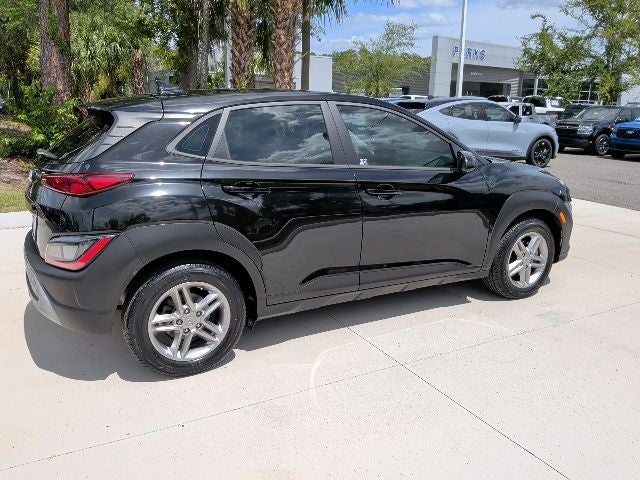 2022 Hyundai Kona SE