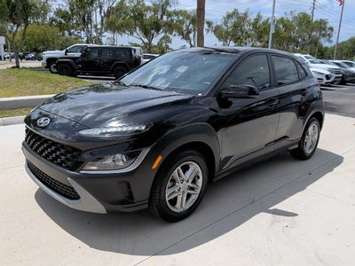 2022 Hyundai Kona SE