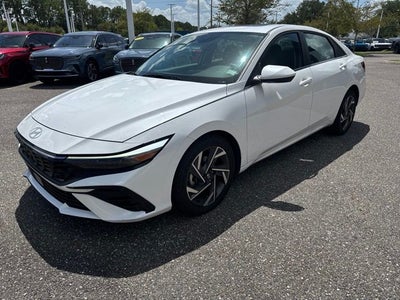 2025 Hyundai Elantra SEL Convenience