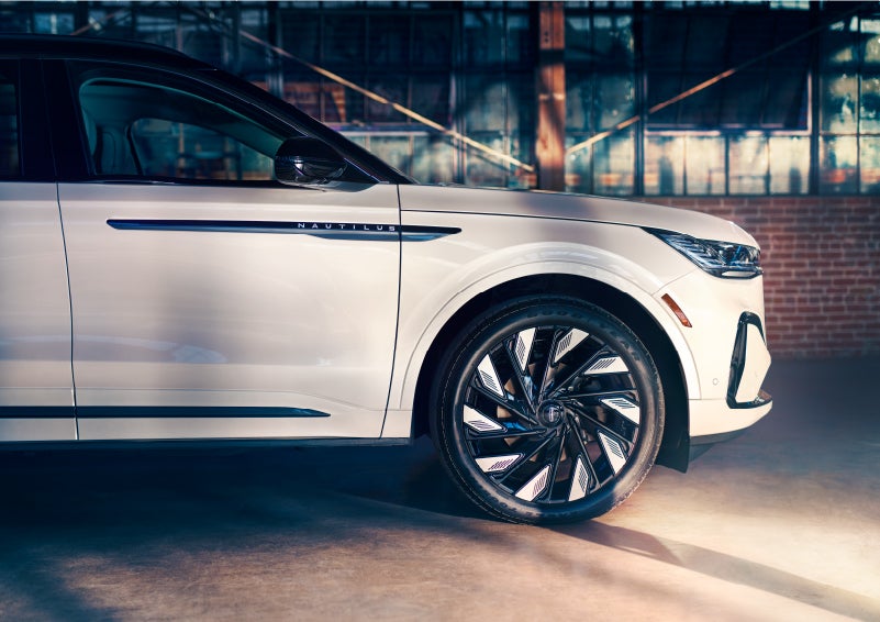 The wheels of the available Jet Appearance Package are highlighted. | Parks Lincoln of Gainesville in Gainesville FL