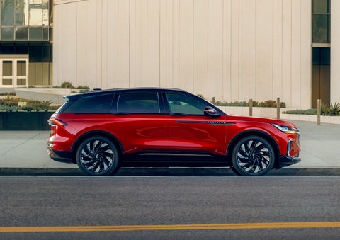 2025 Lincoln Nautilus® SUV with the available Jet Appearance Package and Hybrid transmission. | Parks Lincoln of Gainesville in Gainesville FL